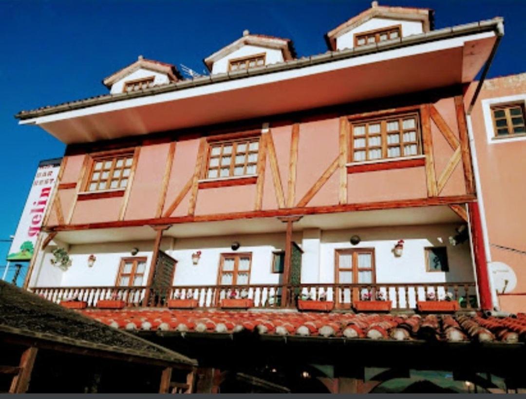 Hosteria Gelin De Gajano Екстериор снимка